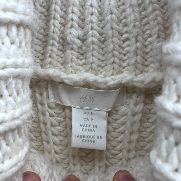 H&M Sweater Vest Womens S Cream Turtleneck Chunky Oversized Preppy Fisherman - Picture 4 of 8